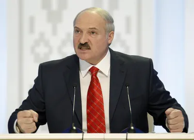 Лукашенко - чиновникам: Если жена или любовница больные - будем лечить -  Minval.az