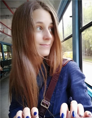 Лиза Аникина: биография ведущей на радиостанции «Эхо Москвы»