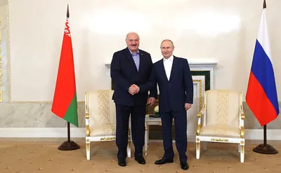 Лучше в эту сторону не смотреть: Лукашенко рассказал о своей слабости -  22.07.2022, Sputnik Беларусь