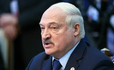 Кремль объяснил, почему Лукашенко пропустил завтрак лидеров после парада —  РБК