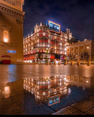 Магазин цум центральный на красной площади в Москве Редакционное Фотография  - изображение насчитывающей магазин, москва: 208806707