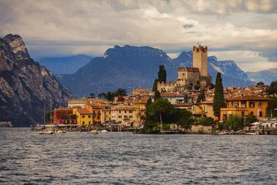 Visit Malcesine Old Town: 2024 Travel Guide for Malcesine Old Town,  Malcesine | Expedia