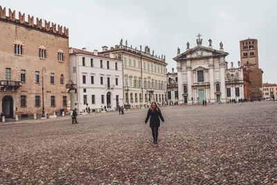 Mantua – a hidden town of palaces - Laugh Travel Eat
