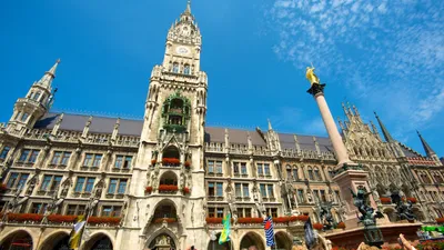 Visiting Munich's Marienplatz Christmas Market - Road Unraveled