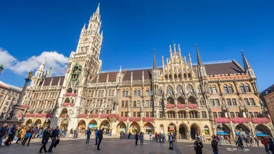 Marienplatz: the heart of the city | simply Munich