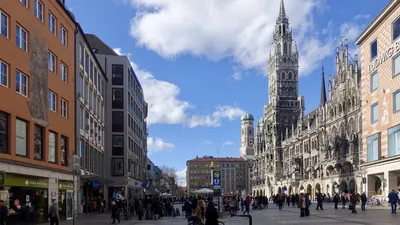 Aerial cityscape of Munich historical center with New Town Hall, town hall  on Marienplatz. Munich. Germany Stock Photo - Alamy