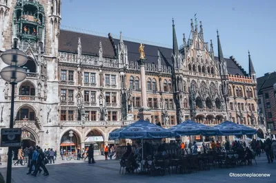 Guide to Marienplatz Munich Old Town : Munich in a day | Germany  photography, Visit munich, Travel around the world