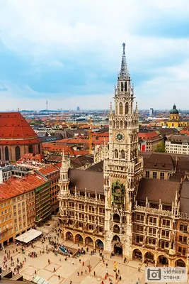 Marienplatz in Munich print by Hartmut Buse | Posterlounge