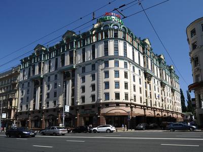 Marriott Grand Hotel in Moscow Editorial Photo - Image of sunny, moscow:  158166256