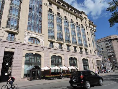 В новосибирском отеле Marriott открылся бар на крыше - Континент Сибирь  Online