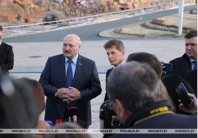 Лукашенко поздравил белорусок с Днем матери - 14.10.2023, Sputnik Беларусь