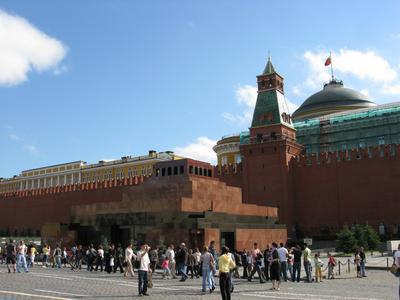 В Москве закрыли для посещения мавзолей Ленина - Российская газета