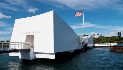 USS Missouri, USS Arizona Memorial, Pearl Harbor from Waikiki 2024 -  Honolulu