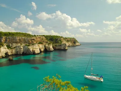 Лучшие острова Испании для пляжного отдыха: Менорка, Ибица и не только