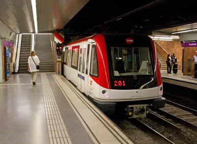 Интересный факт о метро Барселоны | GoFotoGo | Дзен