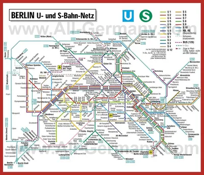 В метро Берлина, станция метро, Берлин Редакционное Стоковое Фото -  изображение насчитывающей стопы, экипаж: 162230273
