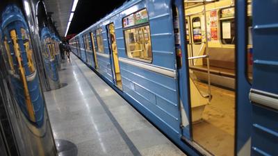 МЧС провело ночные учения в метро Екатеринбурга: Общество: Облгазета