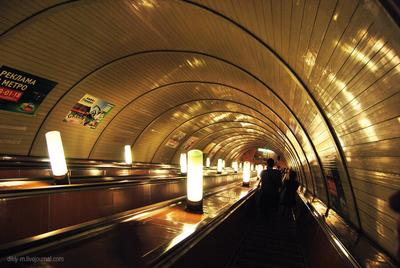 В метро Екатеринбурга с 13 ноября изменили расписание движения поездов –  Коммерсантъ Екатеринбург