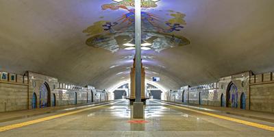Kremlyovskaya (Kazan Metro) - Wikipedia