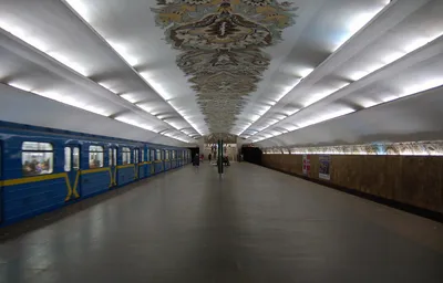 Минская (станция метро, Киев) — Википедия