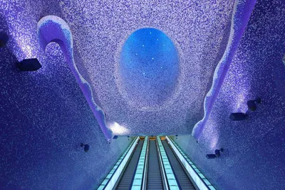 Неаполь: станция метро Толедо завоевала \"Оскар\", присуждаемый подземным  строениям общественного пользования – Новости Италии