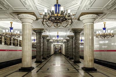 Красивые станции метро Петербурга: 10 самых впечатляющих остановок в  культурной столице