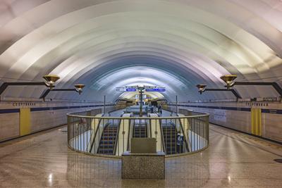 The Metro (Subway, Underground) in Saint Petersburg - YouTube