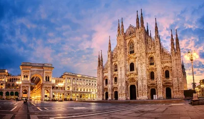 Интерьер Миланского собора дуомо Di Milano, известный как «историческое  здание и известный вехой в регионе Ломбардия внутри Редакционное Стоковое  Изображение - изображение насчитывающей строя, центр: 185517984