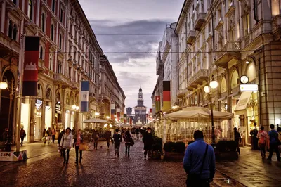Улица в центре Милана - Милан - фото