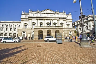 Дешевая аренда автомобилей в Милане — забронировать авто на Bookingcar.su