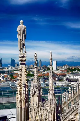 Отзыв о Кафедральный собор Милана (Италия) | Символ Милана, который поразил  нас своим великолепием!