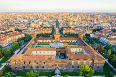 Отзыв о Замок Сфорца (Италия, Милан) | Чудесный Замок в красивом месте и с  великолепным музеем.