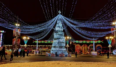 Как украсят Минск к Новому году (плюс адреса, где установят праздничные ели)