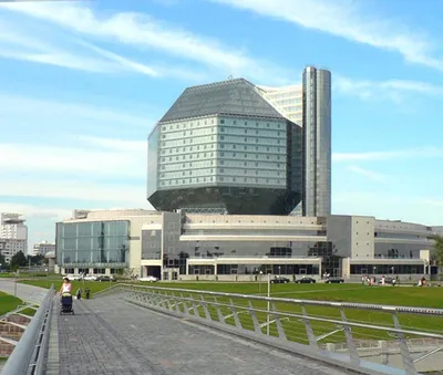 Национальная библиотека - символ современной Беларуси | Официальный  интернет-портал Президента Республики Беларусь