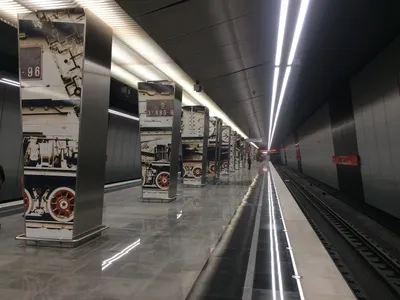 Старые станции минского метро избавляются от рекламы