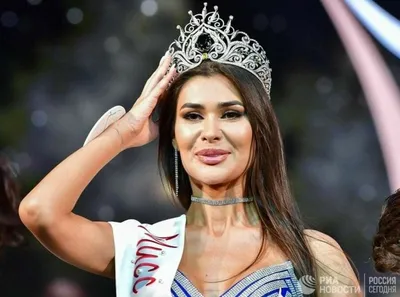 Мисс Москва-2023» стала 25-летняя модель и телеведущая из Саратова Ангелина  Бреженская