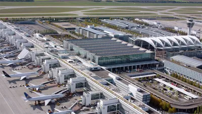В Мюнхене эвакуировали терминал аэропорта из-за неизвестной женщины в зоне  безопасности