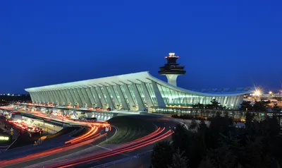 Международный аэропорт Мюнхена в Мюнхене, Германии, панораме Редакционное  Стоковое Изображение - изображение насчитывающей международно, отражение:  136611469