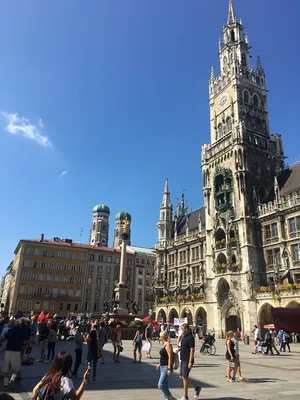 Мюнхен, Германия. Вид Старого Города В Вечернее Время Фотография, картинки,  изображения и сток-фотография без роялти. Image 51061456