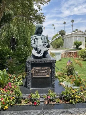 Hollywood Forever Cemetery, Лос-Анджелес - Tripadvisor