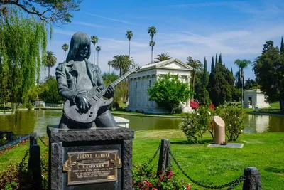 Hollywood Forever — кладбище знаменитостей | Культура и искусство | Дзен