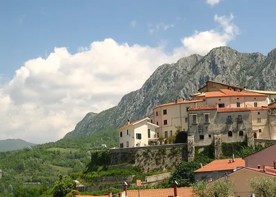 Горный регион Молизе, Италия, объявил, что он будет платить людям за  переезд | World Trip | Дзен
