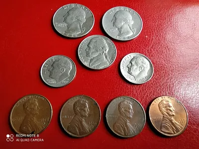 Различные монеты США изолированных на белом фоне Стоковое Изображение -  изображение насчитывающей монетно, нумизматический: 178400217