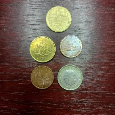 Монеты Италии регулярного выпуска образца 2002 года — Moнeты России