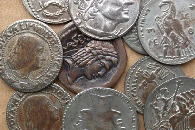 9 шт. разных монеты Римской Империи. Фоллис рельефный, отборный. ОРИГИНАЛ с  1 рубля q998 (торги завершены #281323552)