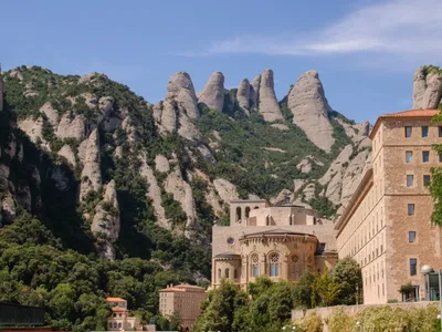 За чудесами к Черной деве на гору Монсеррат 🧭 цена экскурсии €420, 45  отзывов, расписание экскурсий в Барселоне