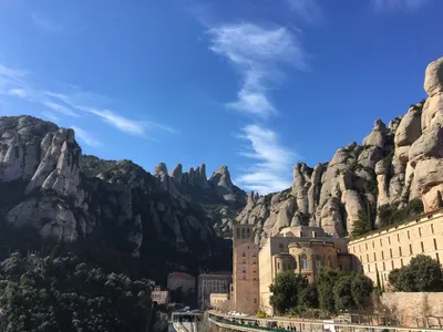 Excursion to the mountain of Montserrat - Барселона Путеводитель  Happyinspain
