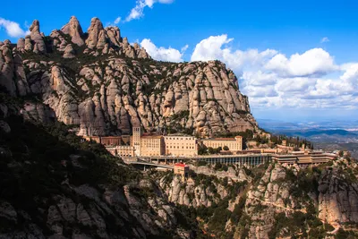 Монтсеррат Монастырь Барселона — стоковые фотографии и другие картинки  Монсеррат - Каталония - Монсеррат - Каталония, Монастырь, Аббатство - iStock