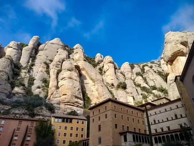 Монастырь Монсеррат (Monestir Santa Maria de Montserrat), Барселона, Испания