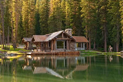 Озеро Макдональд, штат Монтана, США 🇺🇸 Национальный парк Глейшер  расположен в американском штате Монтана недалеко от границы с Канадой.… |  Instagram